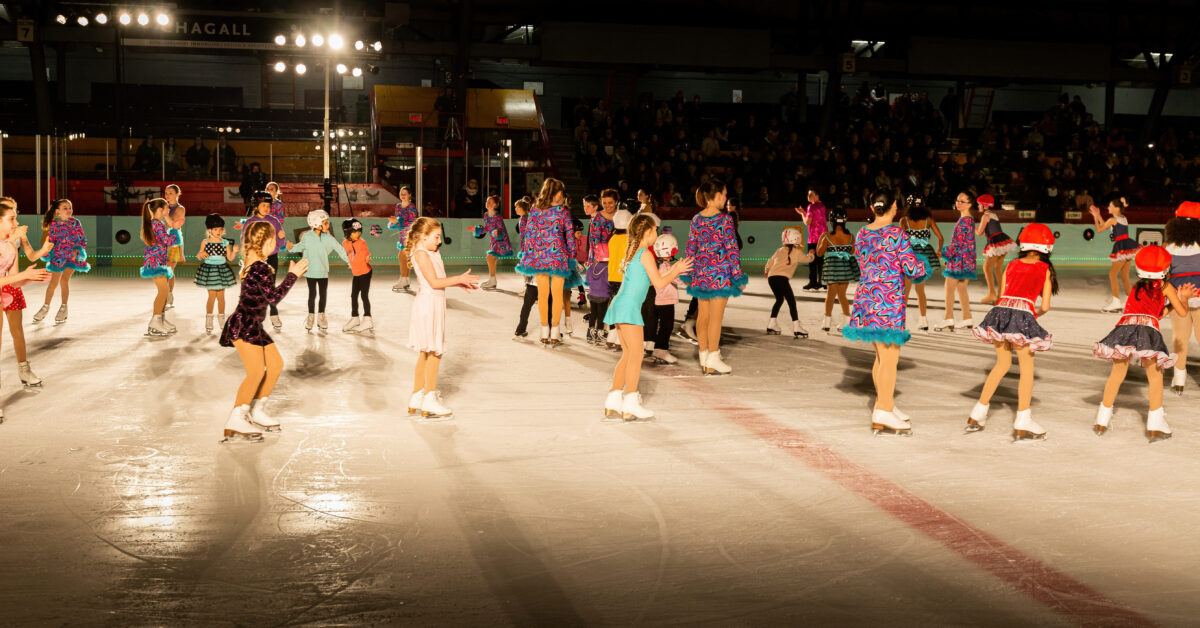 Le Merveilleux Monde De Disney En Vedette Avec Le Club De Patinage