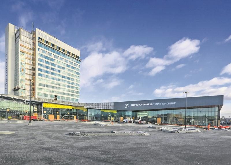 La CSN souhaite transférer la convention collective qui régissait le travail des employés de l’ex-Hôtel des Seigneurs au nouveau complexe hôtelier de Saint-Hyacinthe. Photothèque | Le Courrier ©