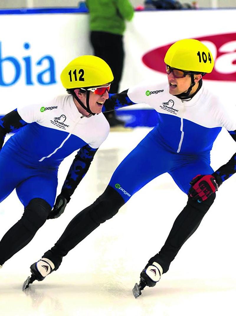 Simon Godin (droite) félicite Marc-Olivier Lemay après la finale du 500 m.  Photo Lorne Clarke | Jeux du Canada