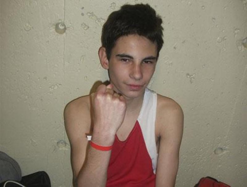Après des victoires aux Gants d'argent et au Défi des champions, Antoine Bernier a ajouté une médaille d'or aux Gants dorés.