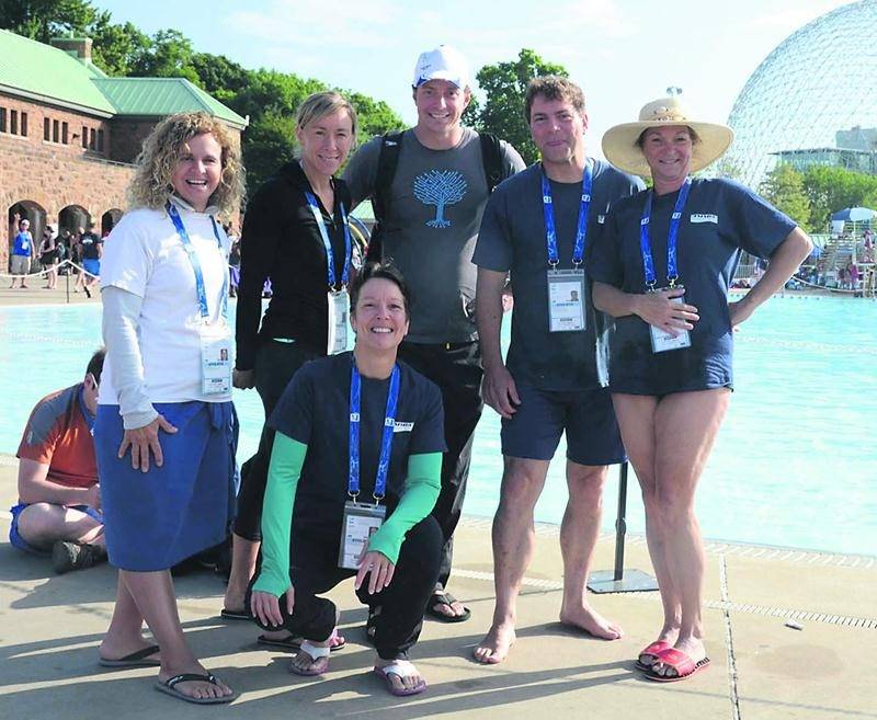 Six représentants du Club de natation de Saint-Hyacinthe (CNSH) ont profité de la rare venue de la compétition d’envergure internationale en sol québécois pour y participer. Photo Courtoisie