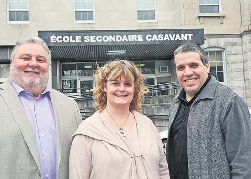 Le 5e Omnium de golf Guy-Lecocq au profit de l’école secondaire Casavant de Saint-Hyacinthe aura lieu le 9 juin au Club de golf d’Acton Vale. Sylvain Fugère, Joëlle Lanoie, directrice de l’école Casavant, et Martin Bourassa, président d’honneur, vous y donnent rendez-vous.