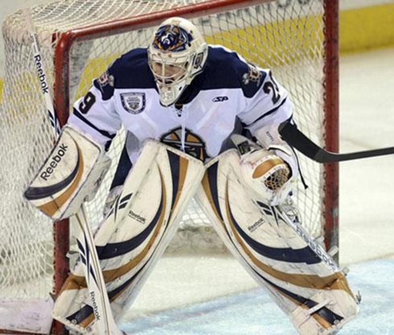 Nicola Riopel a déjà remporté huit victoires en seulement neuf départs avec les Road Warriors de Greenville, dans le ECHL.