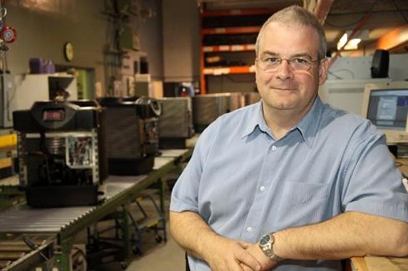 Denis Ellefsen, dirigeant de l'entreprise Waterco Canada