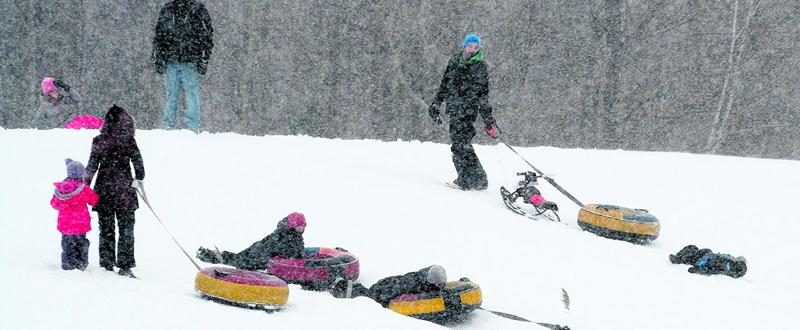 Avec la campagne Plaisirs d’hiver, Loisir et Sport Montérégie et Kino Québec souhaitent amener les citoyens à prendre l’habitude de bouger à l’extérieur en hiver. Photo François Larivière | Le Courrier ©