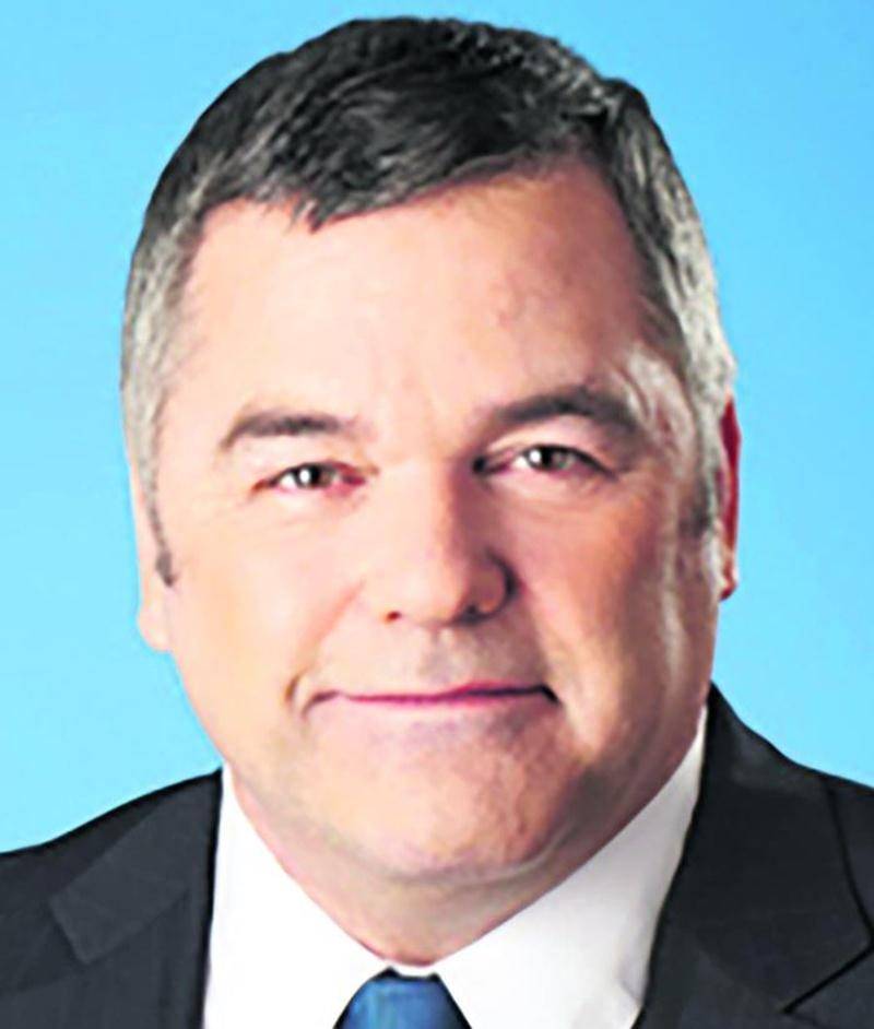 Daniel Breton ne ferme pas la porte à un retour en politique aux prochaines élections provinciales.