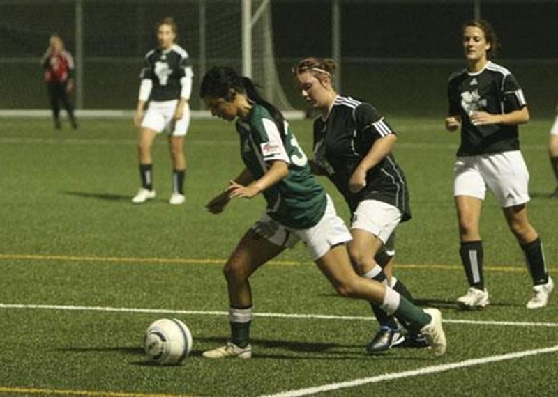 Anne-Katherine Charron (en vert), de l'Inter senior féminin division 1.