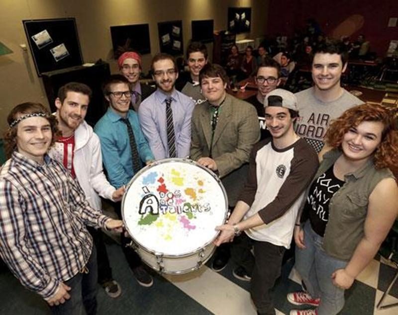 Quelques participants de la deuxième saison de l'émission À dos de talents qui se déroulera au Cégep de Saint-Hyacinthe à compter du 17 mai.
