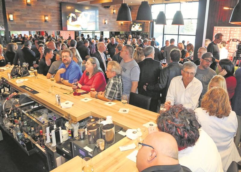 L’inauguration officielle s’est déroulée lundi soir, en présence de 425 invités triés sur le volet.  Photo Robert Gosselin / Le Courrier