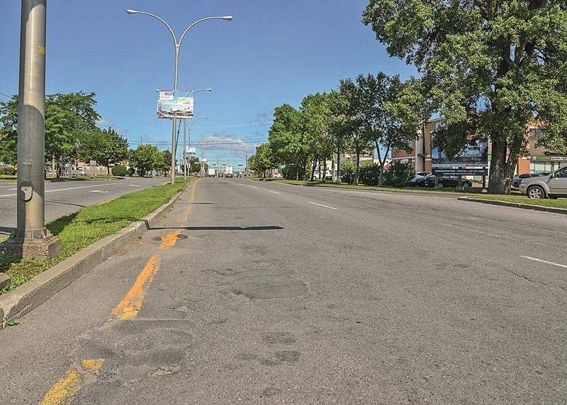 Le tronçon du boulevard Laframboise compris entre la rue Picard et l’avenue Sainte-Anne sera asphalté à neuf à compter du 5 septembre.   Photo François Larivière | Le Courrier ©