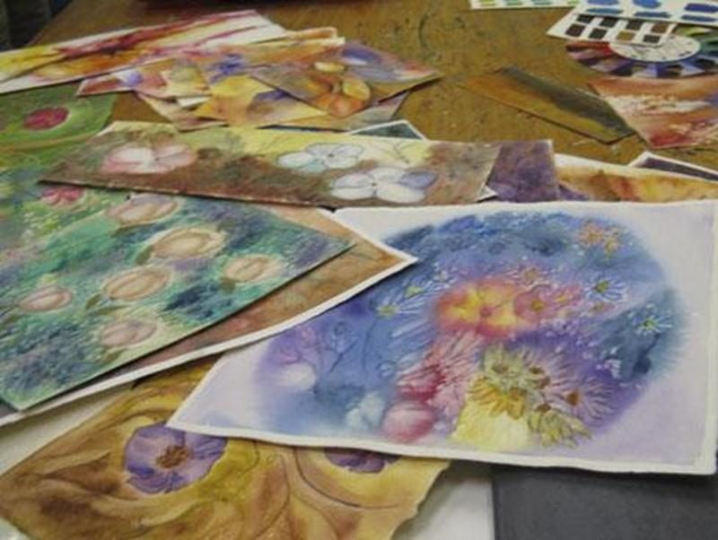 L’Atelier libre de peinture de Saint-Hyacinthe vous propose des cours d’aquarelle, d’encre et de techniques mixtes, le mardi de 19 h à 22 h. Début le 3 avril (6 semaines) à la salle Desrosiers du Centre culturel (2<sup>e</sup> étage). Coût : 84 $. Professeure : Francine Leroux. Venez expérimenter la magie du papier Yupo en noir, blanc et sépia, sienne ou ombre brulé, réaliser une oeuvre en monochrome en utilisant l’aquarelle ou l’encre, laissez-vous inspirer par des papiers japonais ou chinois p