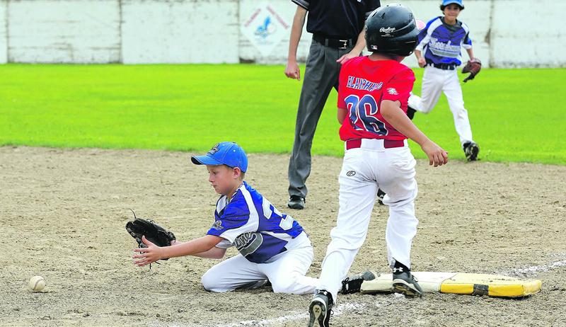 Cinq des six équipes maskoutaines ont atteint au moins la demi-finale du Tournoi provincial moustique de Saint-Hyacinthe. Photo Robert Gosselin | Le Courrier ©