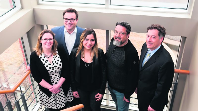 De gauche à droite : Karine Guilbault, commissaire industrielle; Claude Rainville, directeur du développement commercial; Lorena Meneses, présidente de Mareiwa café colombien; François Grisé, président de la microbrasserie Le Bilboquet; et André Barnabé, directeur général de Saint-Hyacinthe Technopole. Photo Patrick Roger