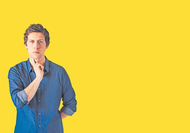 « Au-delà de la qualité musicale et de la force des chansons, l’important, c’est le plaisir d’être sur scène. Parce que quand on a du plaisir, le public en a autant dans la salle », soutient Patrice Michaud, réputé pour son énergie et sa générosité sur scène. Photo Jean-Philippe Sansfaçon