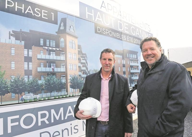 Sur la photo de gauche à droite, les promoteurs immobiliers maskoutains, Yan Jubinville et Jean-Denis Major. Photo Robert Gosselin | Le Courrier ©