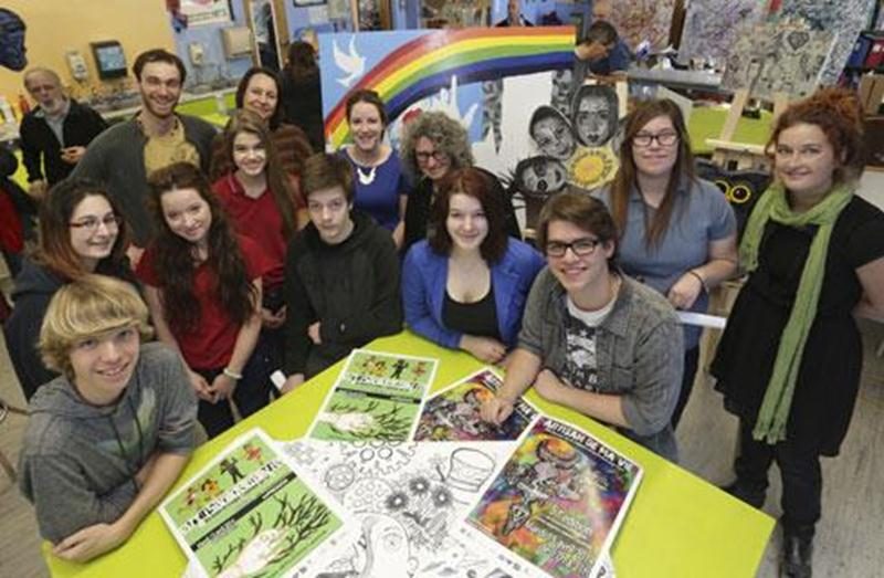 Quelques étudiants et enseignants qui participeront à exPRESSION le 15 avril à compter de 17 h au Centre des arts Juliette-Lassonde.