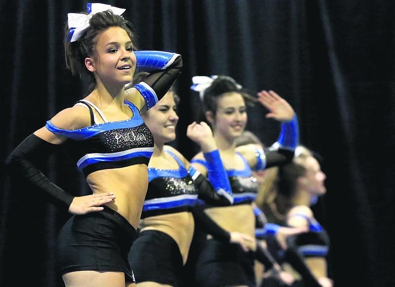 Le club ProCheer était représenté par 13 équipes pour cette compétition amicale. Photo Robert Gosselin | Le Courrier ©