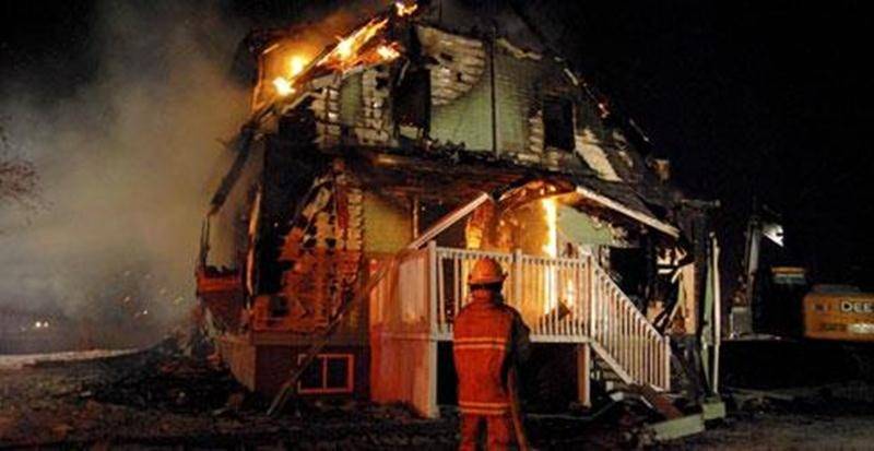 L'incendie a complètement détruit une maison du 3<sup>e</sup> rang, à Sainte-Rosalie.