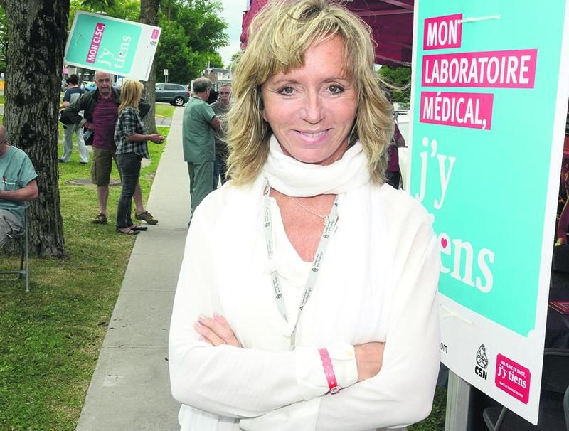 La présidente du Syndicat des technicien(nes) et des professionnel(les) du CSSS Richelieu-Yamaska, Lucy Mousseau. Photo François Larivière | Le Courrier ©