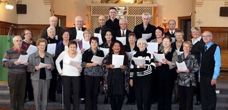 La chorale de Saint-Thomas-d'Aquin vous invite tous les dimanches, à 10 h, pour la célébration dominicale. Bravo à cette chorale qui est la plus grande du diocèse avec plus de 30 choristes, sous la direction de Réal Touchette. À l'orgue, Diane Chabot accompagne les chants du choeur chaque semaine.