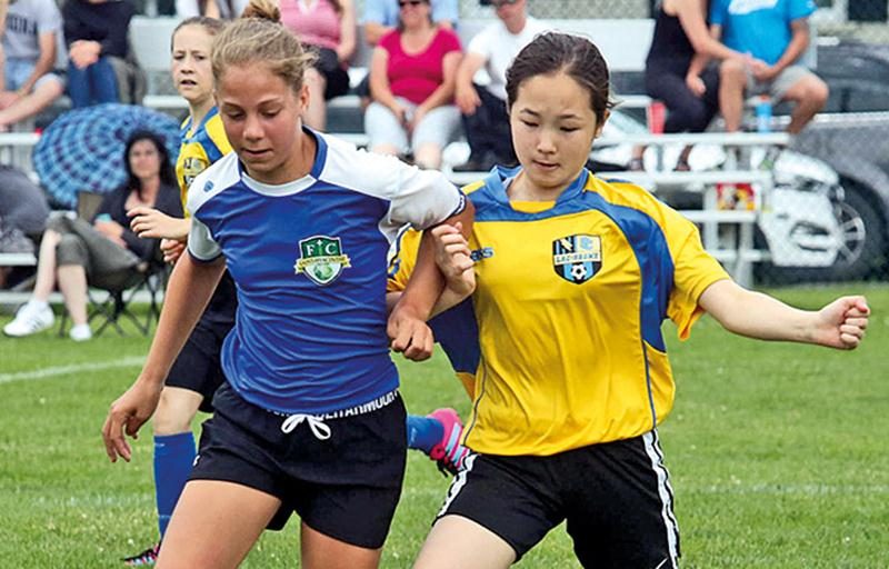 Autant le FC Saint-Hyacinthe que les parents et les joueurs ont dû faire quelques ajustements pour cette première saison du soccer récréatif sans les corporations de loisirs.  Photo Robert Gosselin | Le Courrier ©