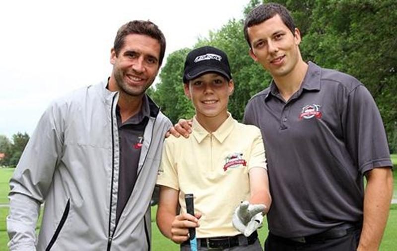 Cet été, Charles Saint-Germain a entre autres été invité à l'Omnium de Maxime Talbot (à gauche) et de Bruno Gervais (à droite) au club de golf de Saint-Hyacinthe.