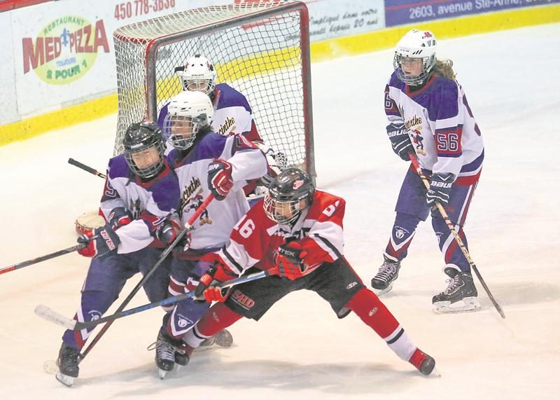 Dans la classe AA, les Mousquetaires ont vu leur parcours se terminer avec une médaille d’argent.  Photo Robert Gosselin | Le Courrier ©