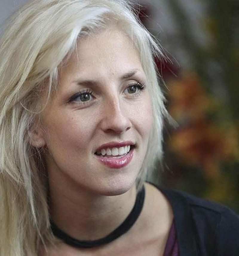 Accompagnée d'un quatuor à cordes, Ingrid St-Pierre a présenté les pièces de ses deux premiers albums dans le cadre d'une première visite, jeudi, au Centre des arts Juliette-Lassonde.