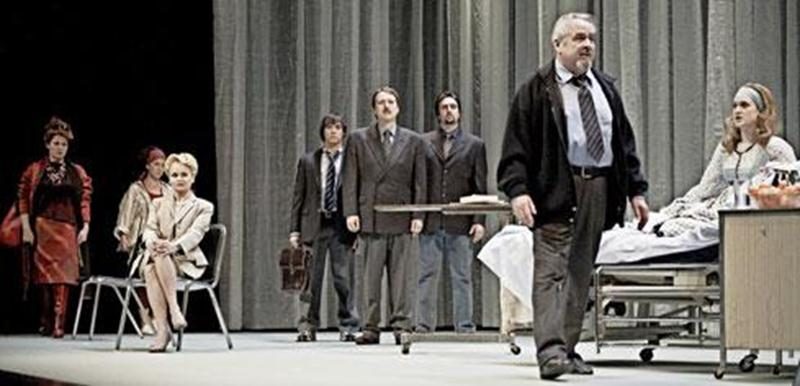 Marie-Chantale Perron, Meggie Proulx Lapierre, Monique Spaziani, Gabriel Lessard, Pierre-François Legendre, Jonathan Gallant, Raymond Bouchard et Kim Despatis.