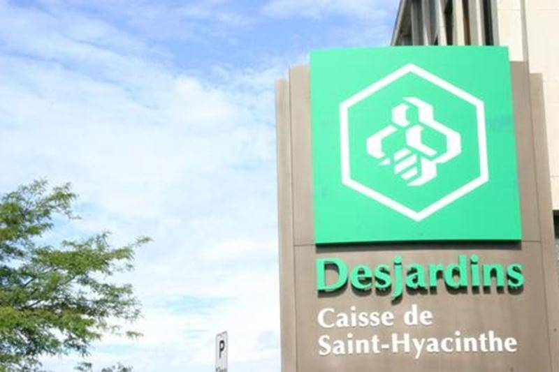 La Caisse de Saint-Hyacinthe désire installer des coffres-forts dans les centres de personnes âgées afin de remettre sur pied le service de caissiers mobiles. Si tout va bien, le service pourrait être fonctionnel au début de 2012.