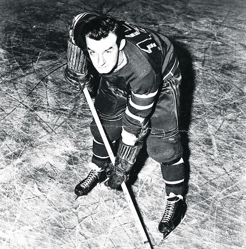 Oscar Aubuchon dans l’uniforme des Rangers de New York en 1944. Coll. Centre d’histoire de Saint-Hyacinthe.