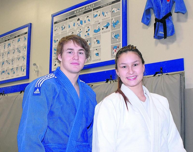 Benjamin et Audrey ont chacun disputé deux combats au Tournoi d’Aix-en-Provence, en France. Photo Martin Grenier