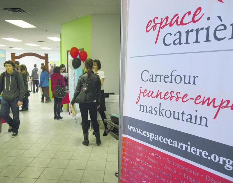 Le 1er Rendez-vous de l’emploi, organisé par Espace carrière, a attiré plus de 1 000 candidats. Photo François Larivière | Le Courrier ©