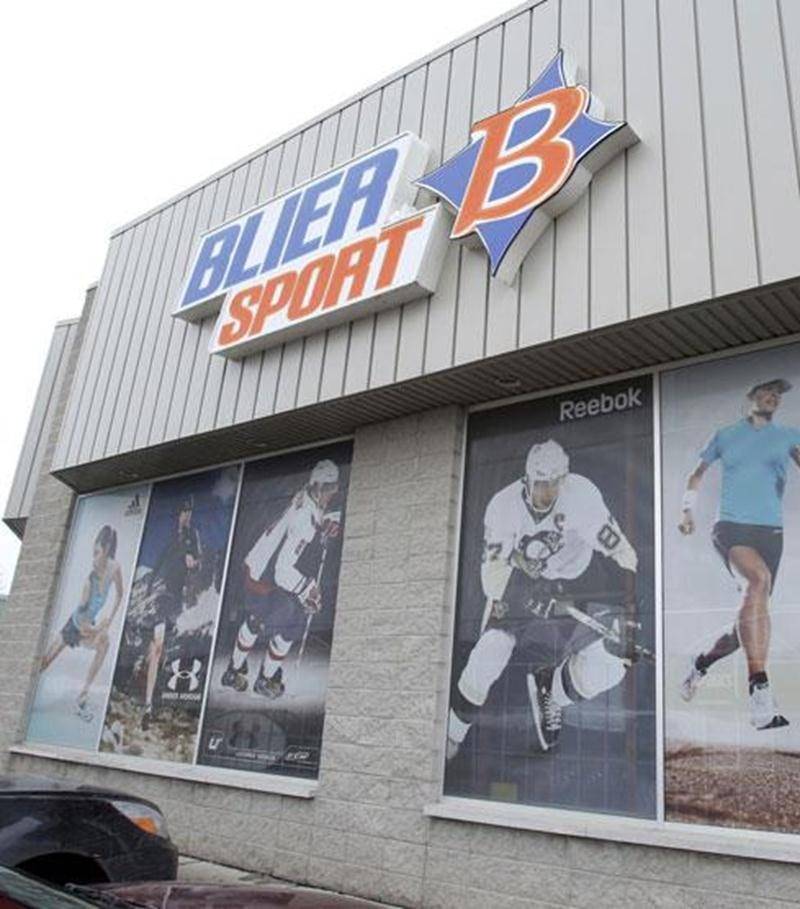 La boutique Blier Sport située dans la zone commerciale du boulevard Choquette vient de fermer ses portes.