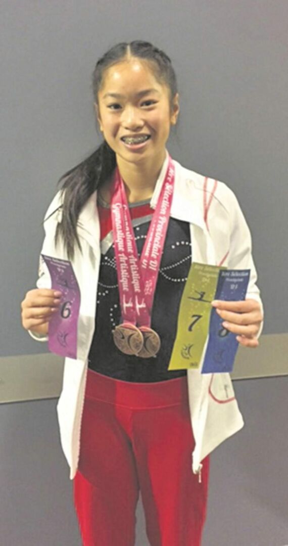 Shalie Brodeur a bien lancé sa saison avec une récolte de deux médailles de bronze et trois rubans chez les novices P7 à la 1re sélection de gymnastique artistique. Photo Courtoisie