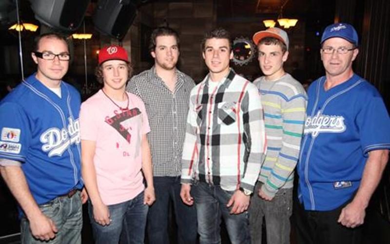 Olivier Gaboriault (entraîneur-adjoint), Jonathan St-Pierre, Kevin Valcourt, Maxime Gaboriault, Alexandre Pion et André Smith (gérant et entraîneur-chef).