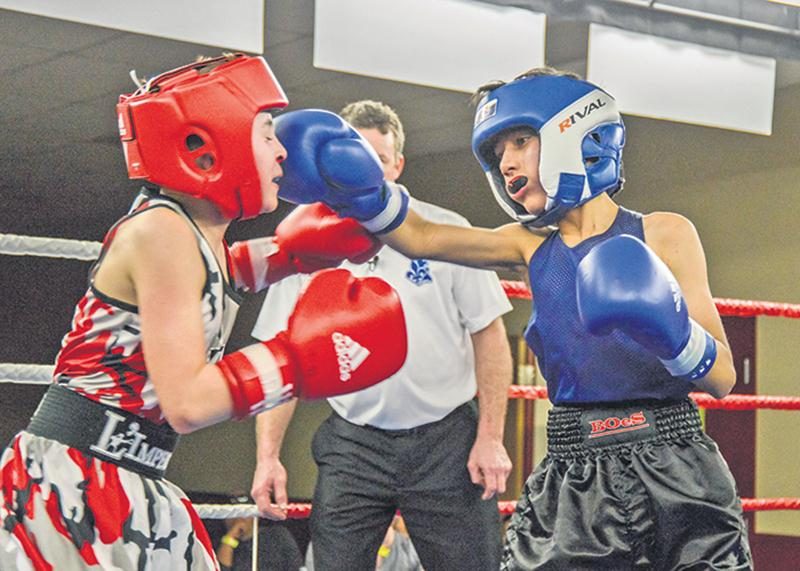 L’un des boxeurs prometteurs de la relève des Apprentis Champions, Asfand Khan, a remporté sa 15e victoire en 16 combats samedi soir. Photo François Larivière | Le Courrier ©