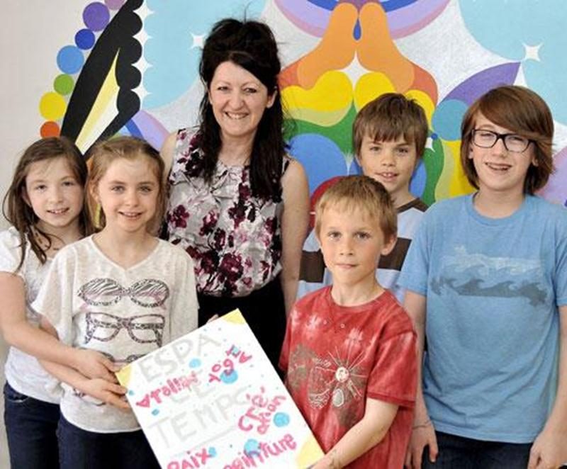 L'Atelier Espace Temps (1324, des Cascades Ouest, 3 e étage) présente une exposition de ses jeunes élèves de dessin et de peinture le samedi 18 mai et le dimanche 19 mai, de 11 h 30 à 15 h 30. Entrée libre pour découvrir le talent et la créativité de jeunes de la région!