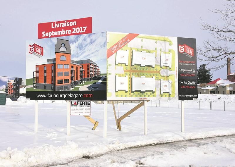 Un condo modèle a été érigé sur le site.<pstyle_Photo François Larivière | Le Courrier ©