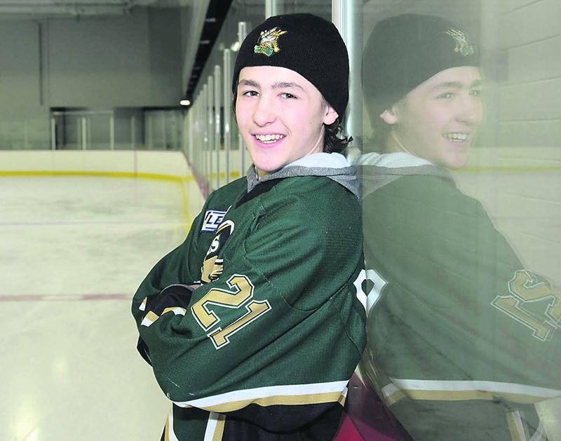 Elliot Desnoyers, le capitaine des Gaulois d’Antoine-Girouard pee-wee AAA. Photo François Larivière | Le Courrier ©