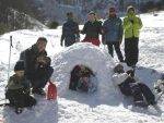 Les cadets de l’air font de la survie hivernale