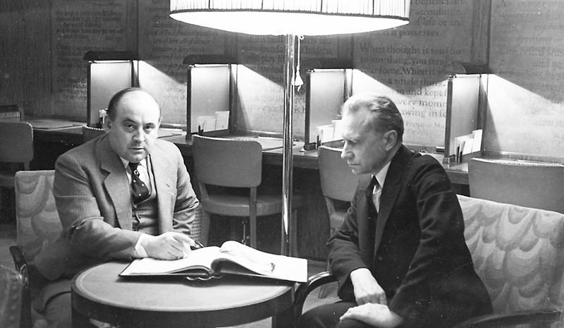 T.D. Bouchard en compagnie de l’ingénieur russe Nicholas Sauer, en 1933. Centre d’histoire de Saint-Hyacinthe. CH354.