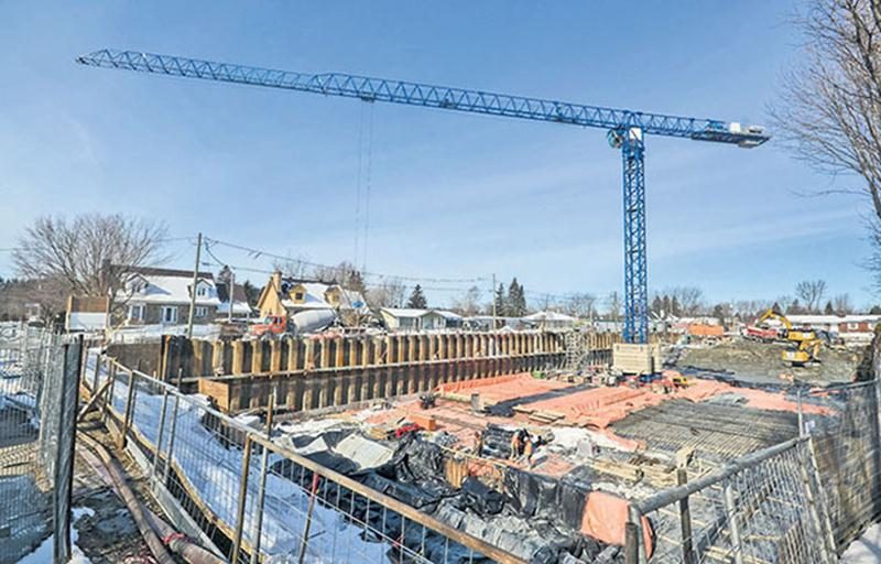 La nouvelle réserve occupera presque la totalité du parc Hertel-Cloutier, sur une profondeur de six mètres, d’où l’ampleur des travaux.   Photo François Larivière | Le Courrier ©
