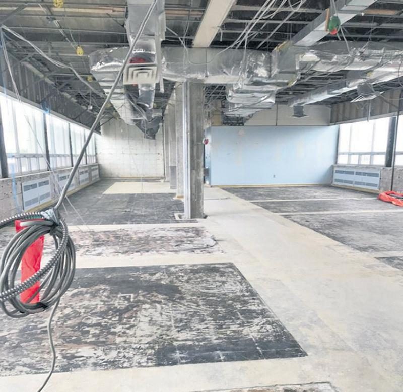 Alors que l’espace manque partout au palais de justice, une salle à l’étage est encore inutilisée parce que des travaux n’y ont jamais été finalisés. Photo courtoisie