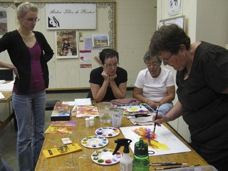 Venez expérimenter le papier, l’eau, l’aquarelle et l’encre en laissant libre court à votre créativité. Aucune expérience nécessaire. Le cours se donne le mardi, de 19 h à 22 h, au deuxième étage du Centre culturel, du 2 octobre au 4 décembre. Inscription et information auprès de Francine Leroux, professeure, au 450 922-8648 ou au francine-leroux@sympatico.ca .