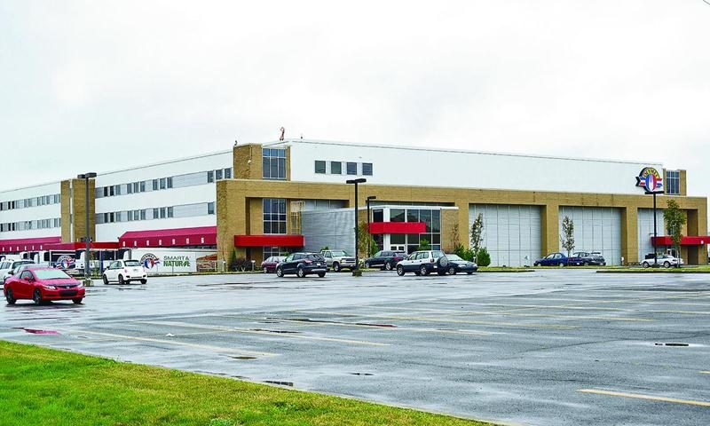 Le centre de distribution et administratif d’Olymel à Boucherville.  Photo François Larivière | Le Courrier ©