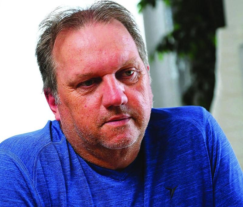 Jean-Pierre Goupil a travaillé 22 ans à l’usine de découpe de porc de Saint-Simon. Photo Robert Gosselin | Le Courrier ©
