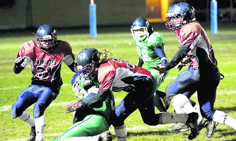 Une victoire de 27 à 6 contre l’école de la Montée a permis aux Patriotes de se qualifier pour la finale juvénile division 2b du RSEQ Montérégie. Photo Robert Gosselin | Le Courrier ©