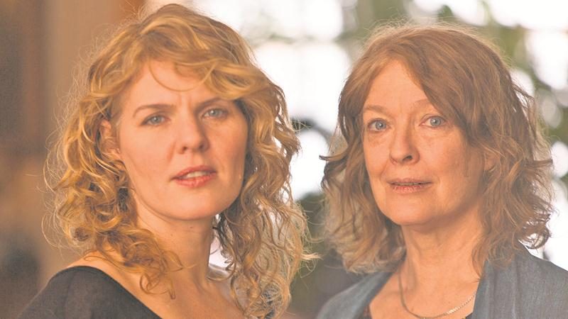 Coral Egan et Karen Young, deux des grandes voix du Québec, promettent de faire résonner l’Espace RONA le jeudi 30 novembre. Photo Roger Aziz