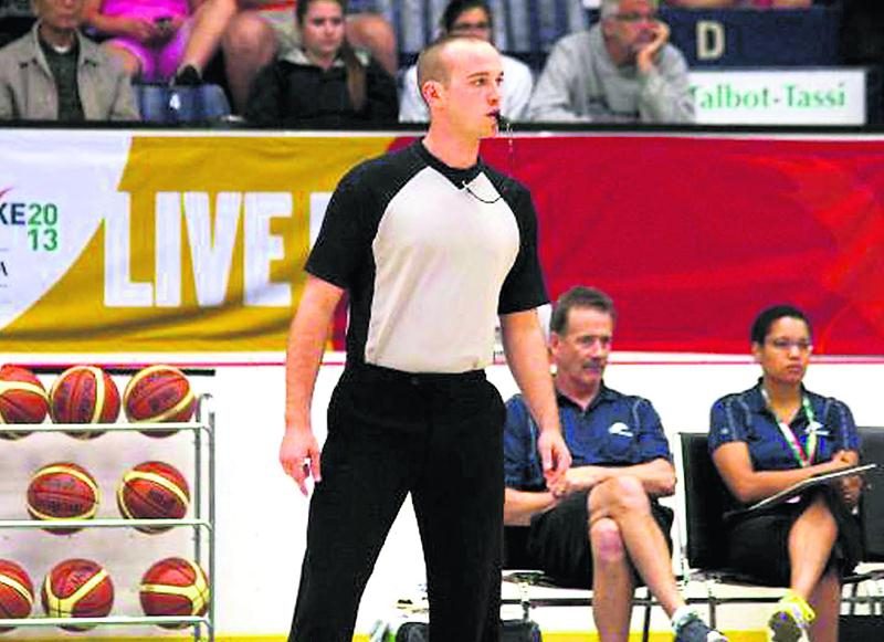 Ludger Blanchard continue à retenir l’attention. Le Maskoutain vient tout juste d’arbitrer la finale du Championnat canadien U17. Photo Courtoisie